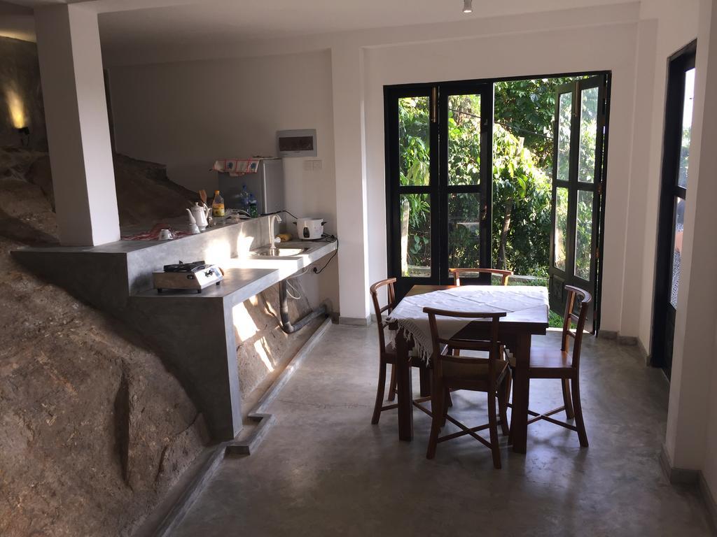 Wija House - أونا واتونا المظهر الخارجي الصورة
